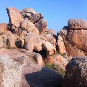 Trestraou - Cote De Granit Rose - Vue - Avec Terrasse ! Hébergement de vacances Perros-Guirec