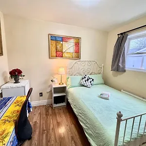 https://master-bedroom-with-private-bathroom-in-toronto.hotelstorontoontario.org